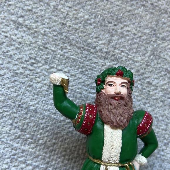 A Christmas Carol The Ghost of Christmas Present - Picture 4 of 7